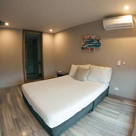 Santorini Apartamentos Amoblados Pereira Exteriör bild